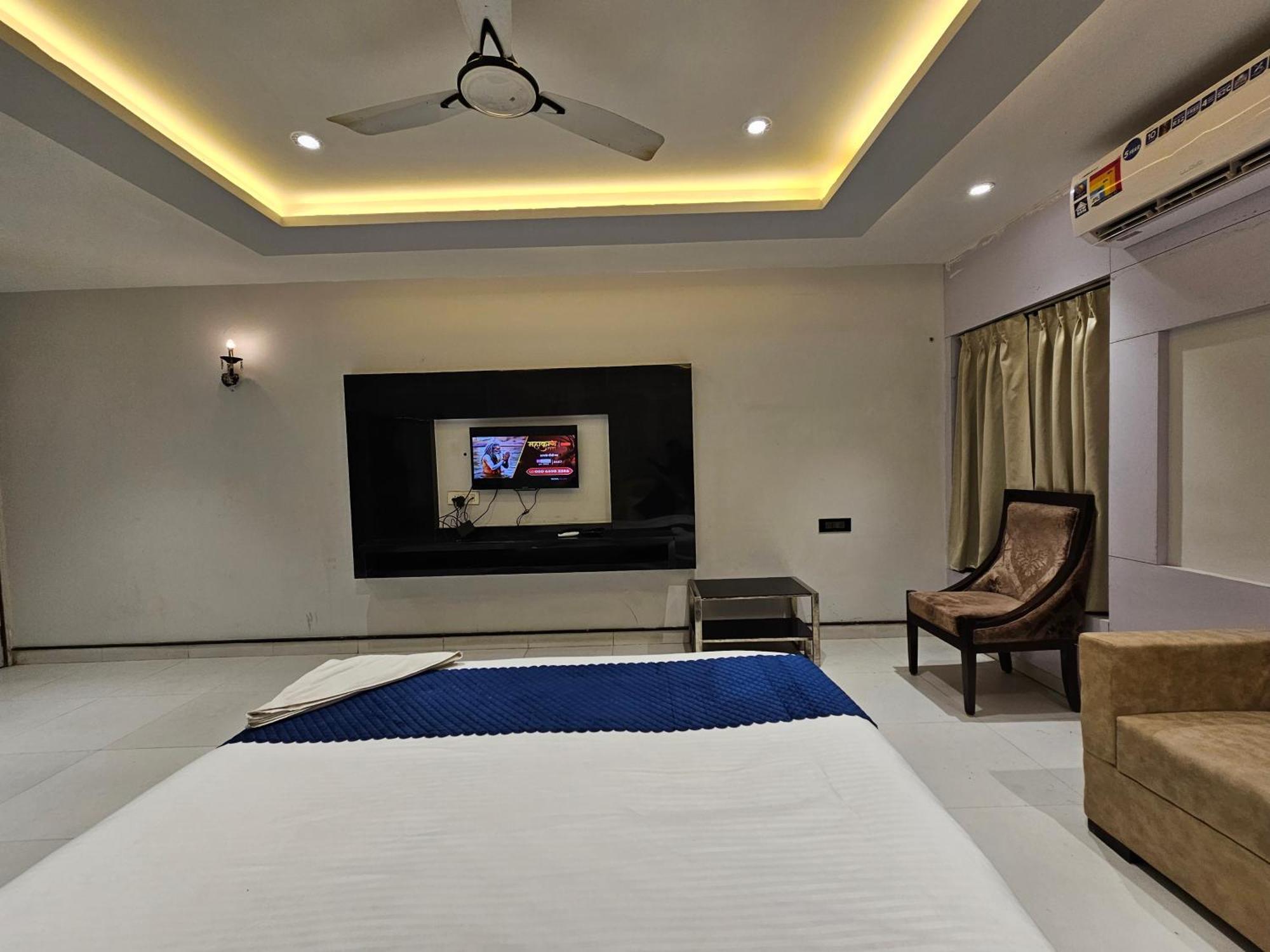 Hotel Mk Vivanta Gwalior Exterior foto
